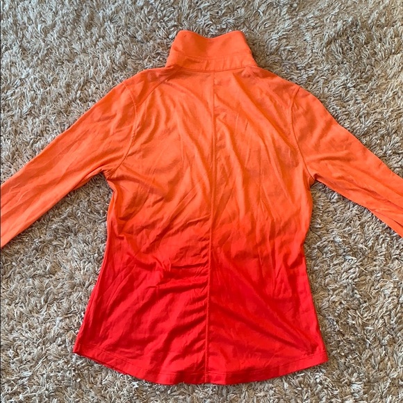 MARMOT Ombré Long Sleeve 1/2 Button Down Top - Picture 8 of 12